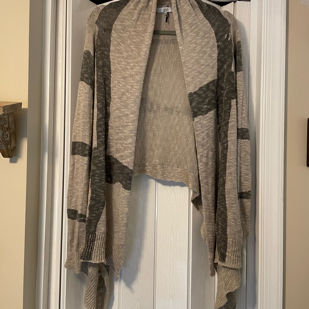 Fate Gray & Tan Cardigan